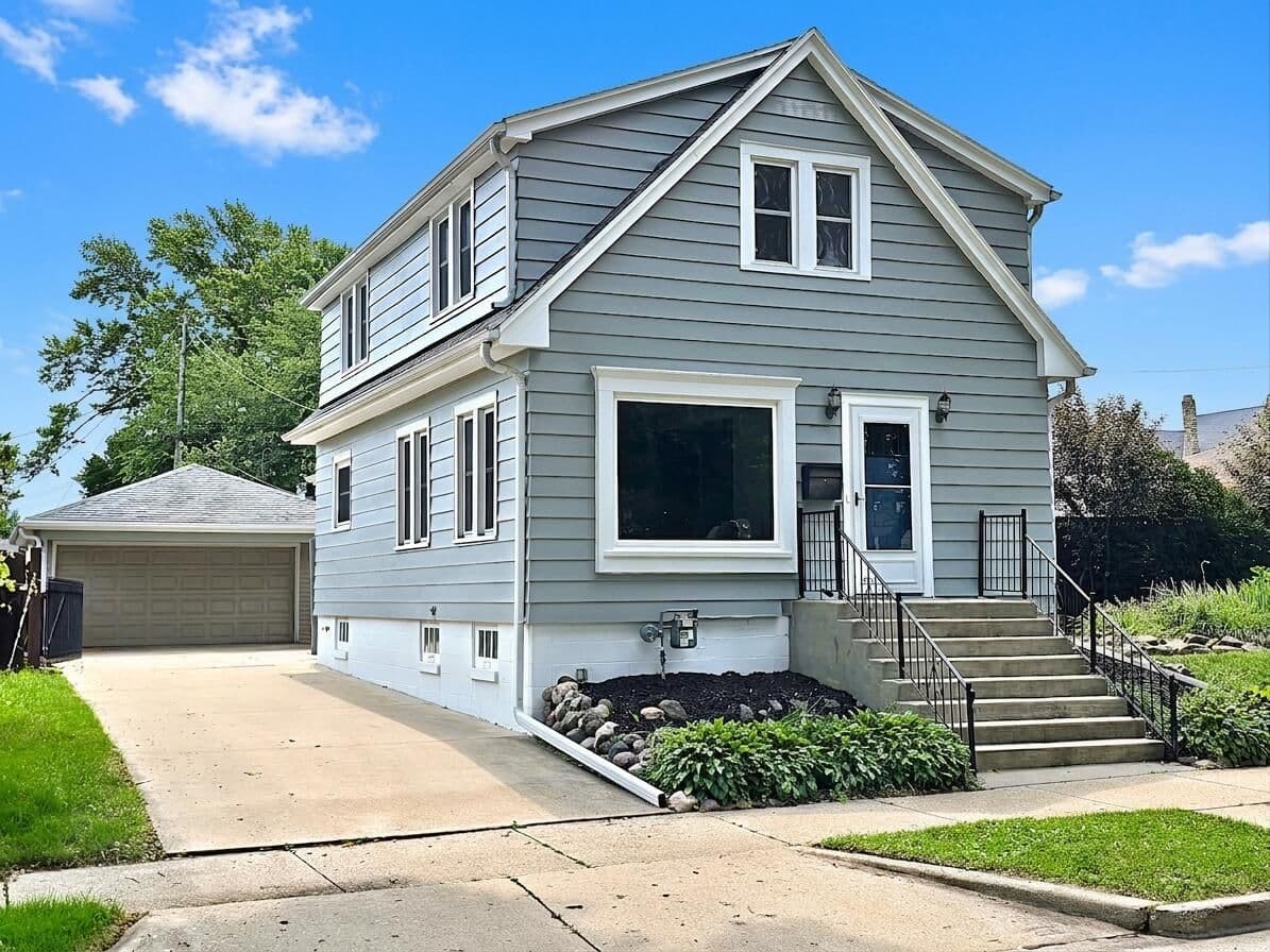 9609 Grant, West Allis, WI