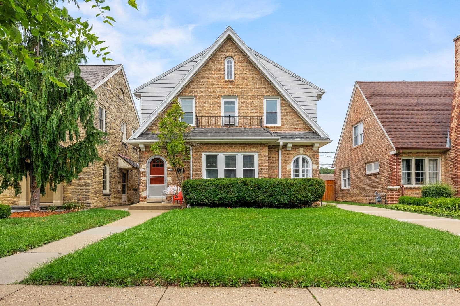 1554 Hampton, Whitefish Bay, WI