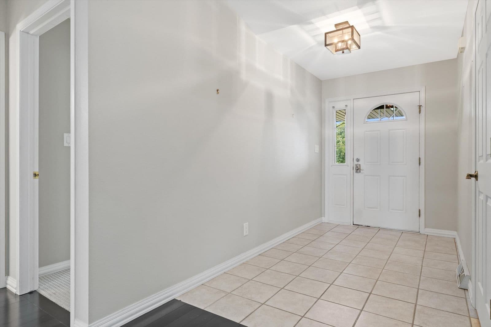 8407 Cortland