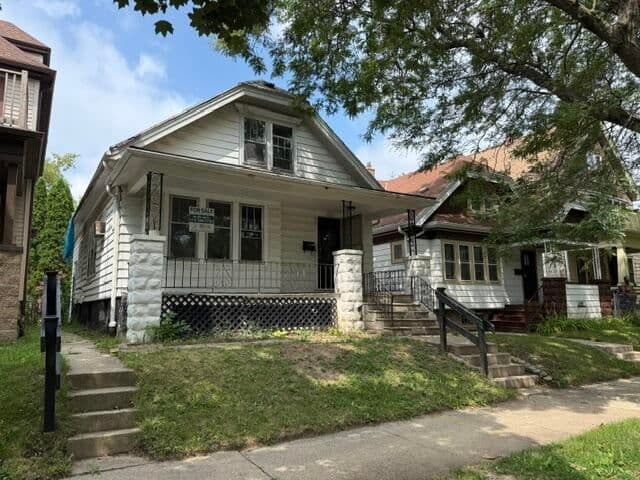 3223 40th, Milwaukee, WI