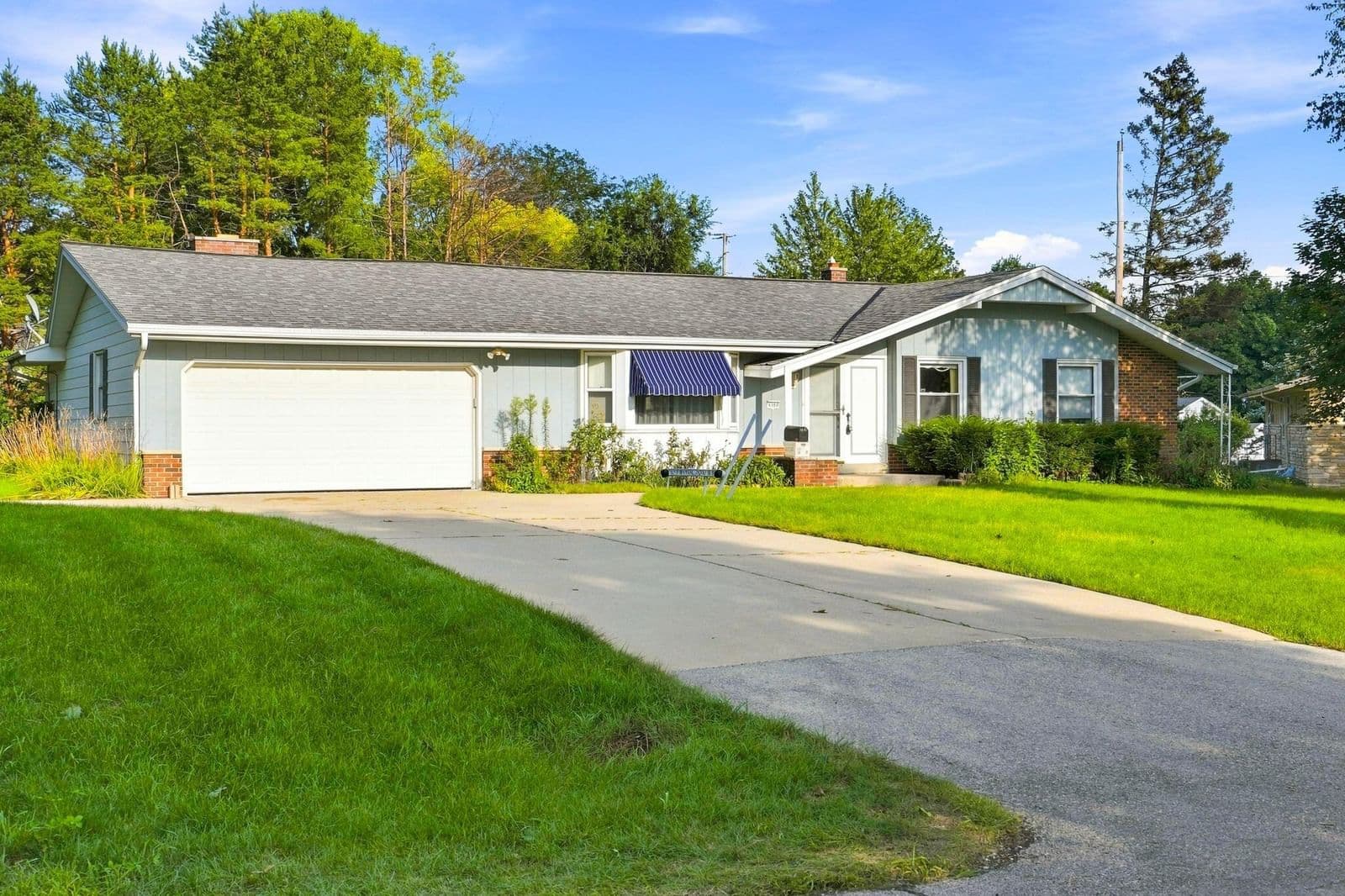 4560 Imperial, Brookfield, WI