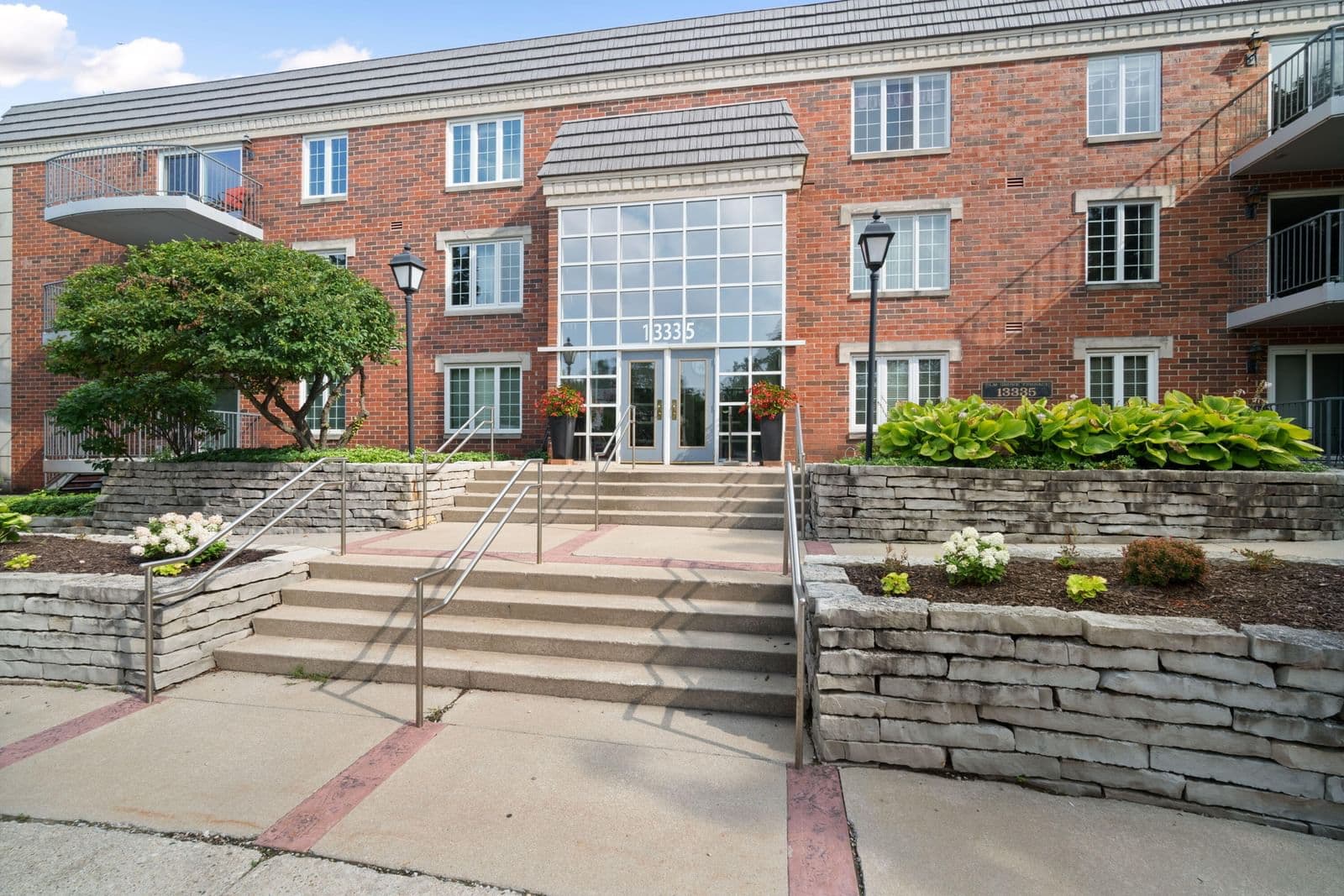 13335 Watertown Plank, Elm Grove, WI