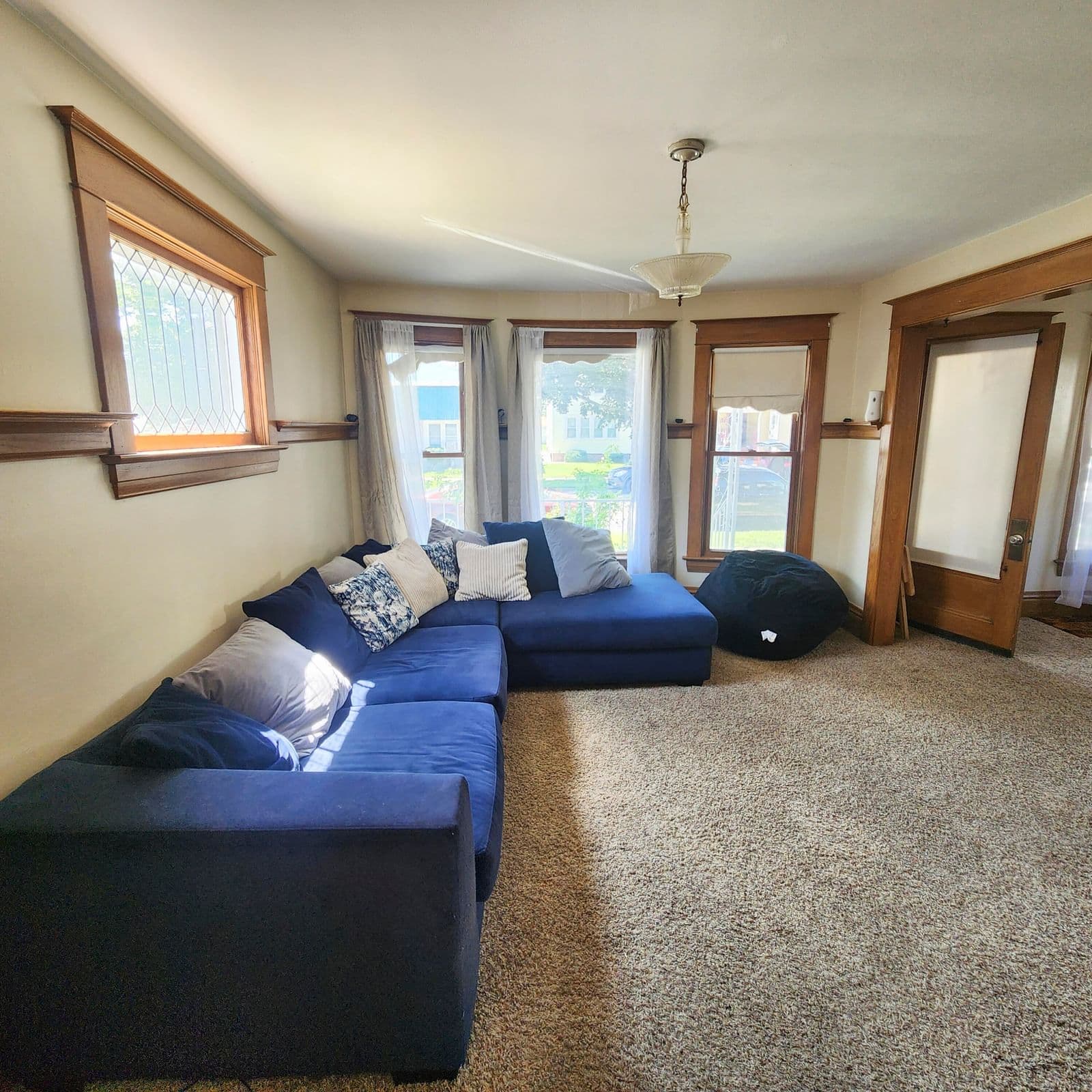 Photo 5 of 529 West