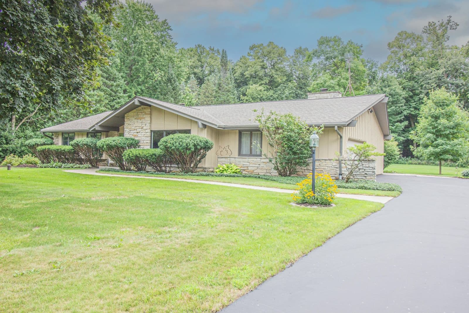 7343 Glencoe, Cedarburg, WI