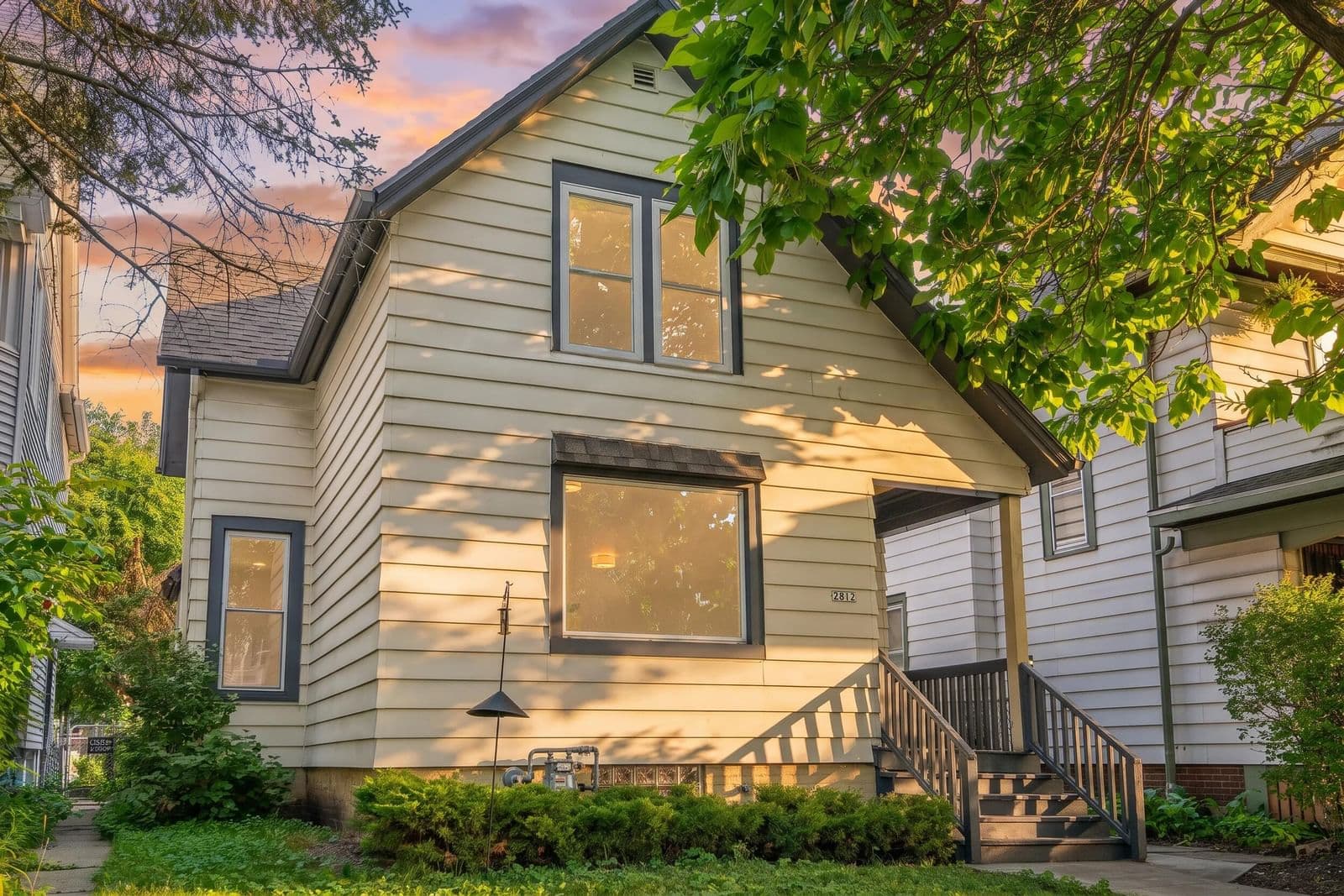 2812 Pierce, Milwaukee, WI