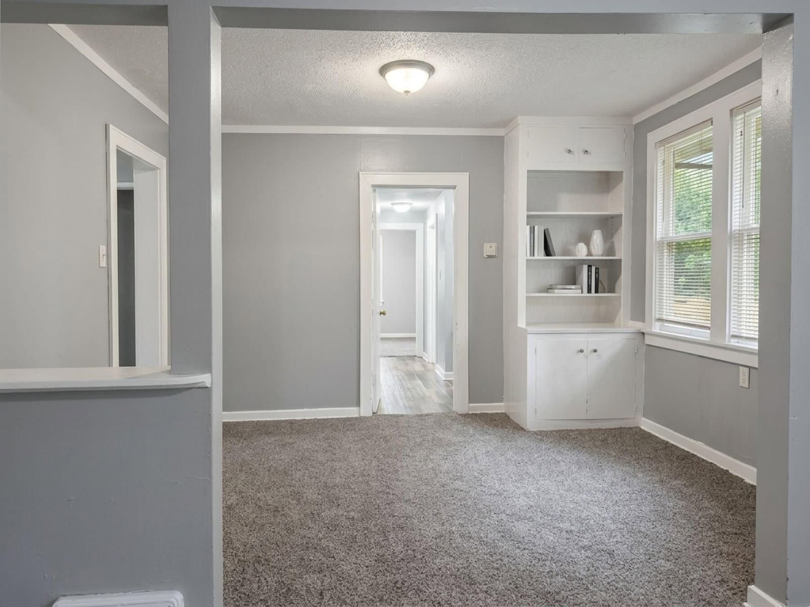 Photo 4 of 7127 43rd