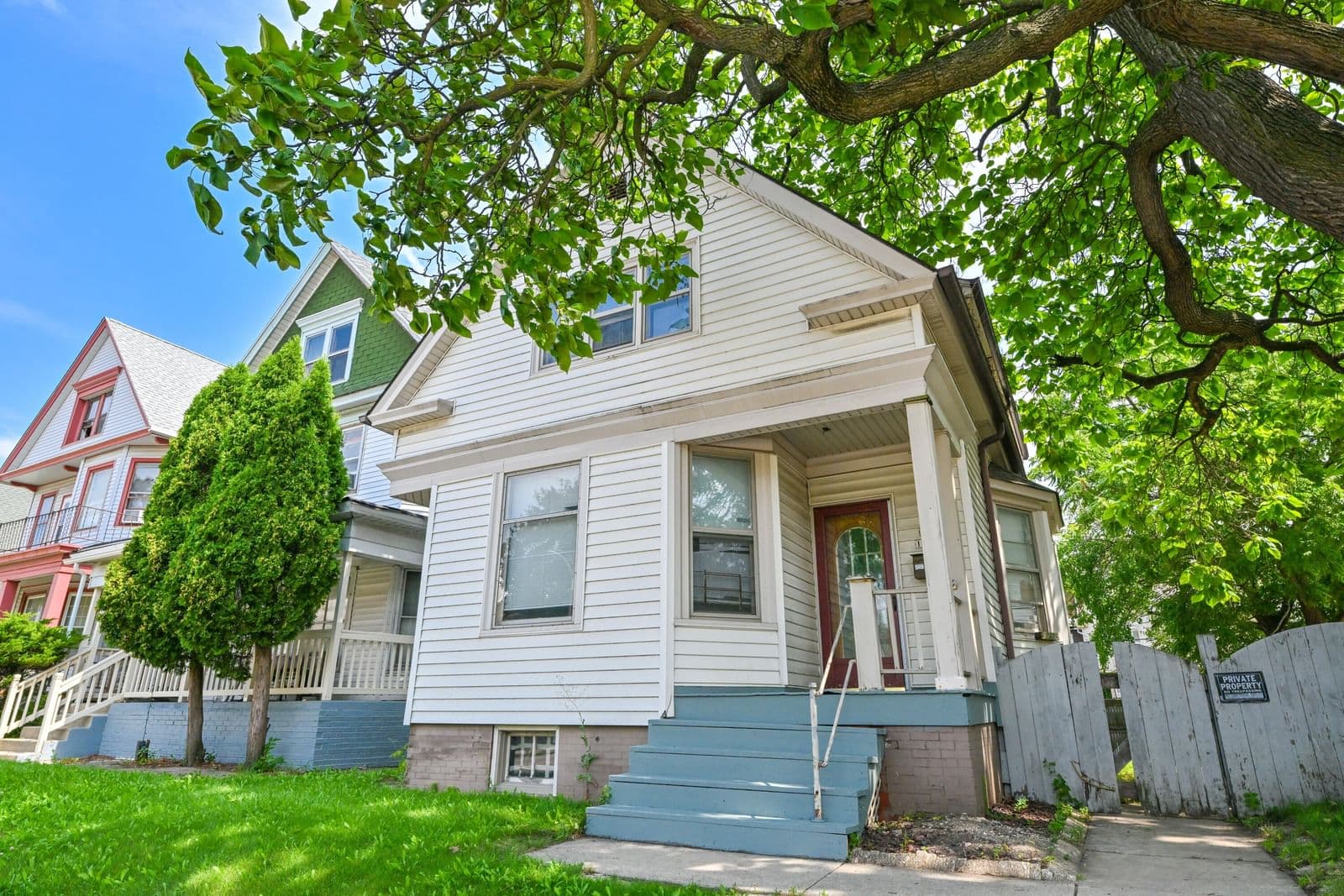 1219 Windlake