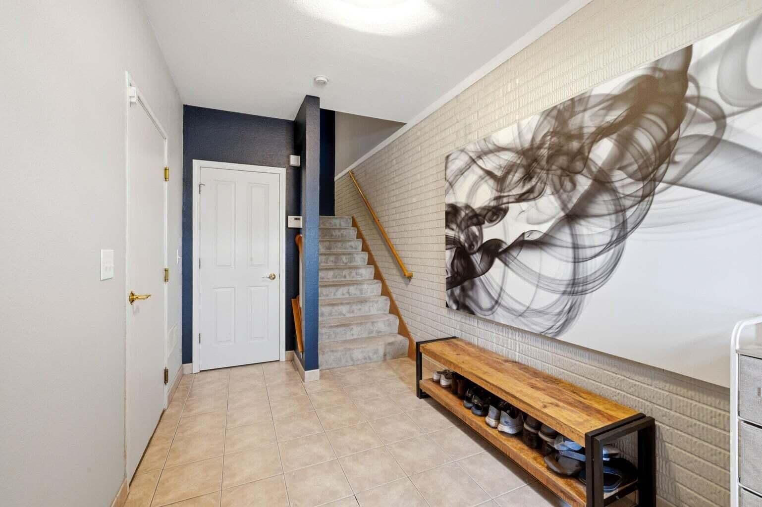 1712 Marshall