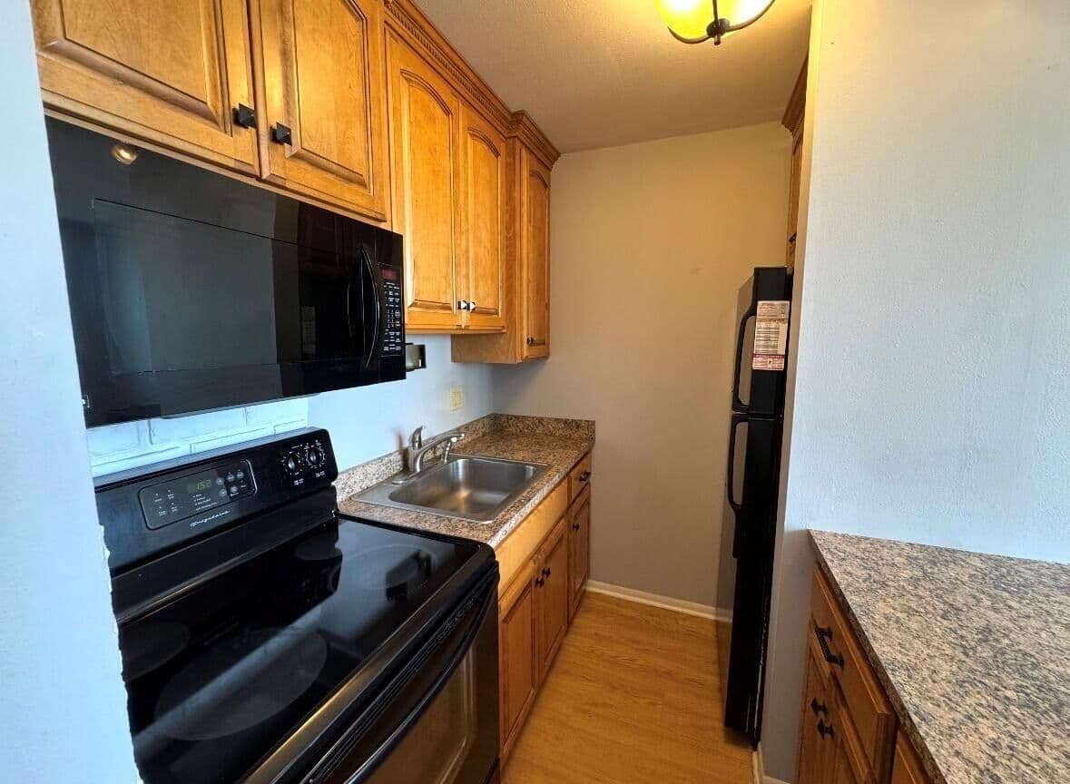Photo 4 of 1707 Prospect