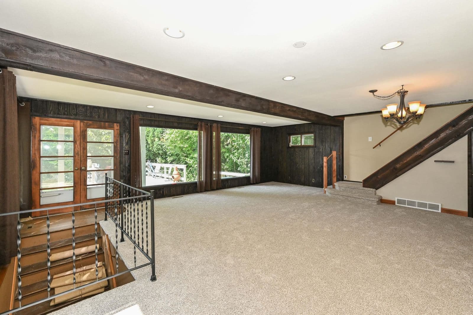 12659 East Shoreland