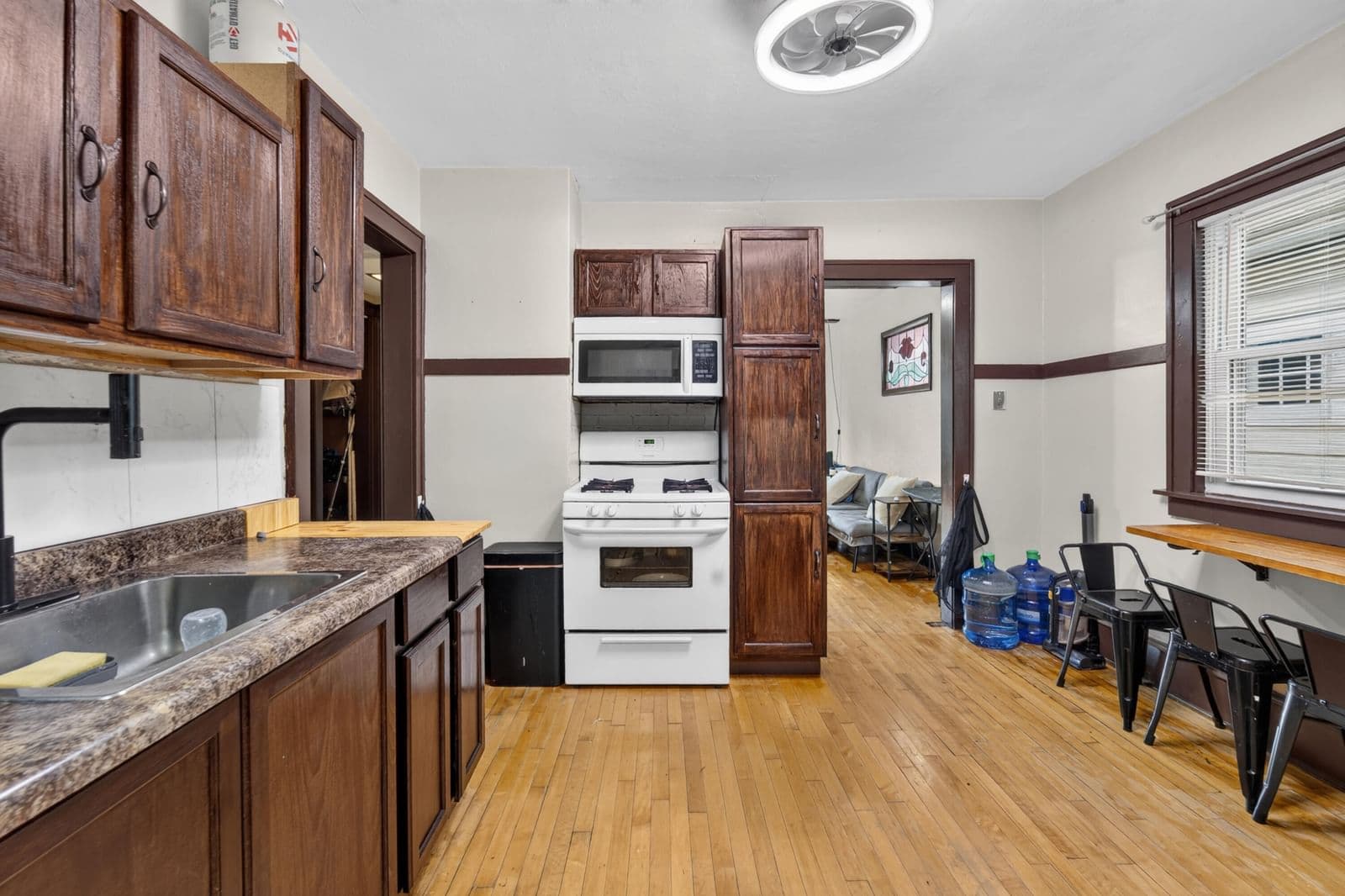 Photo 5 of 2049 72nd