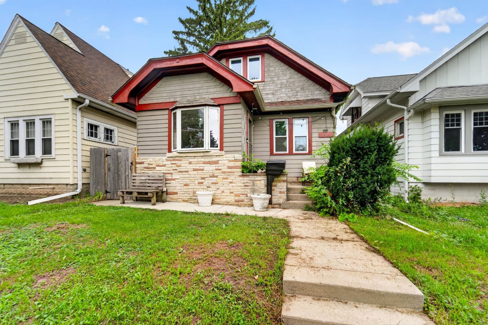 2049 72nd, West Allis, WI