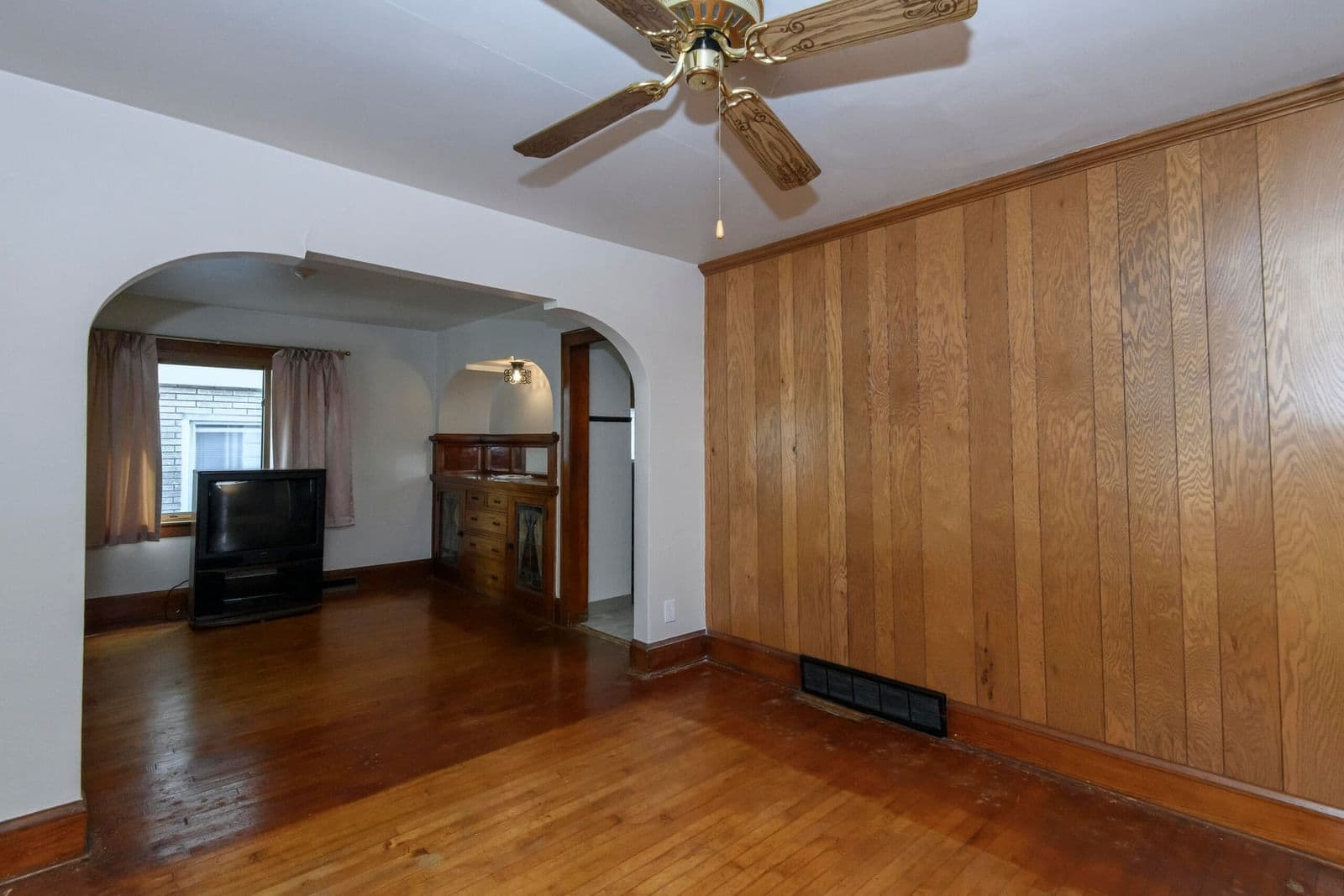 Photo 4 of 2209 63rd