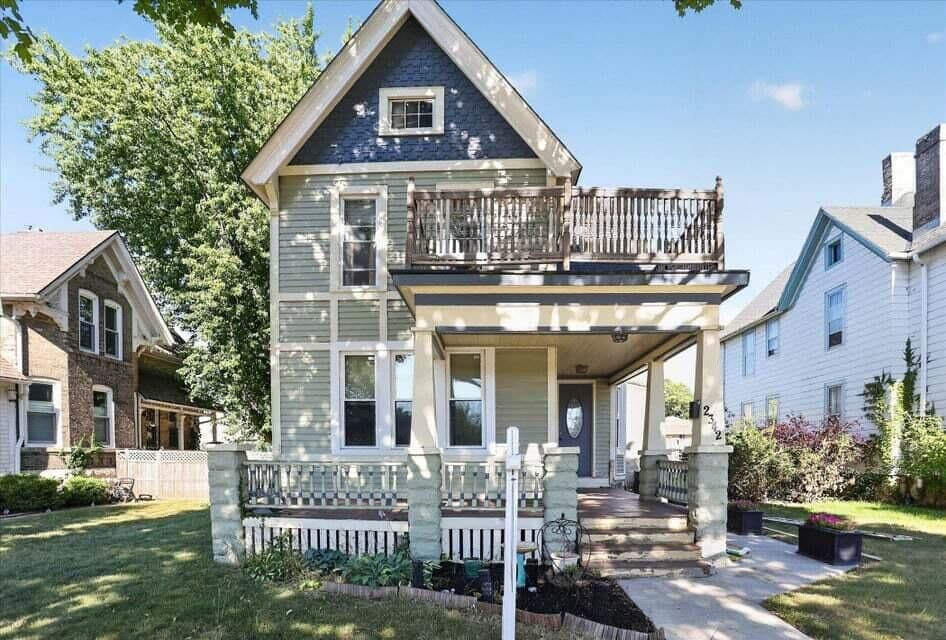 2342 2nd, Milwaukee, WI