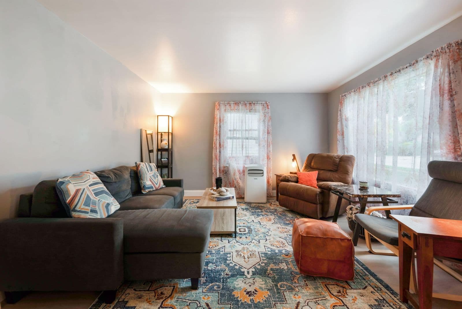 Photo 5 of 4028 83rd