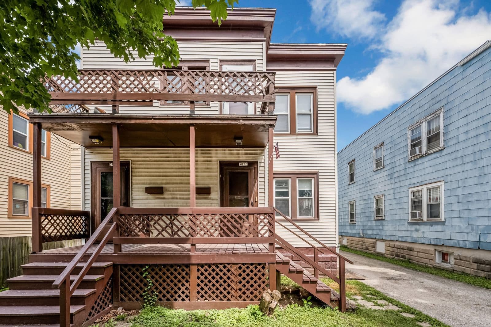 3026 Hanson, Milwaukee, WI