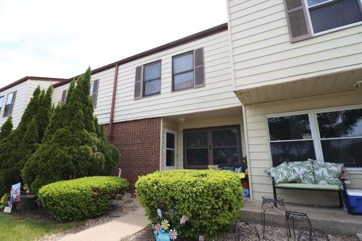 5407 Byrd, Racine, WI