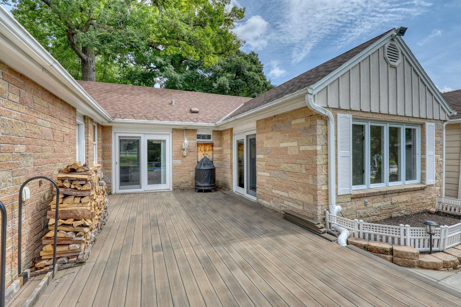 Photo 4 of 2737 Waukesha