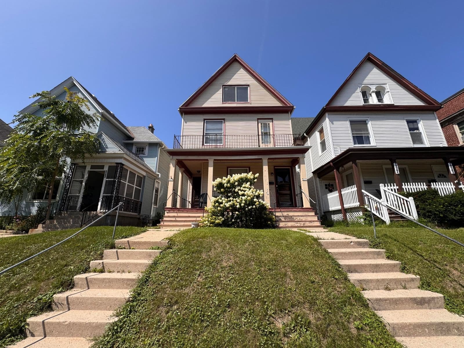 2637 Oakland