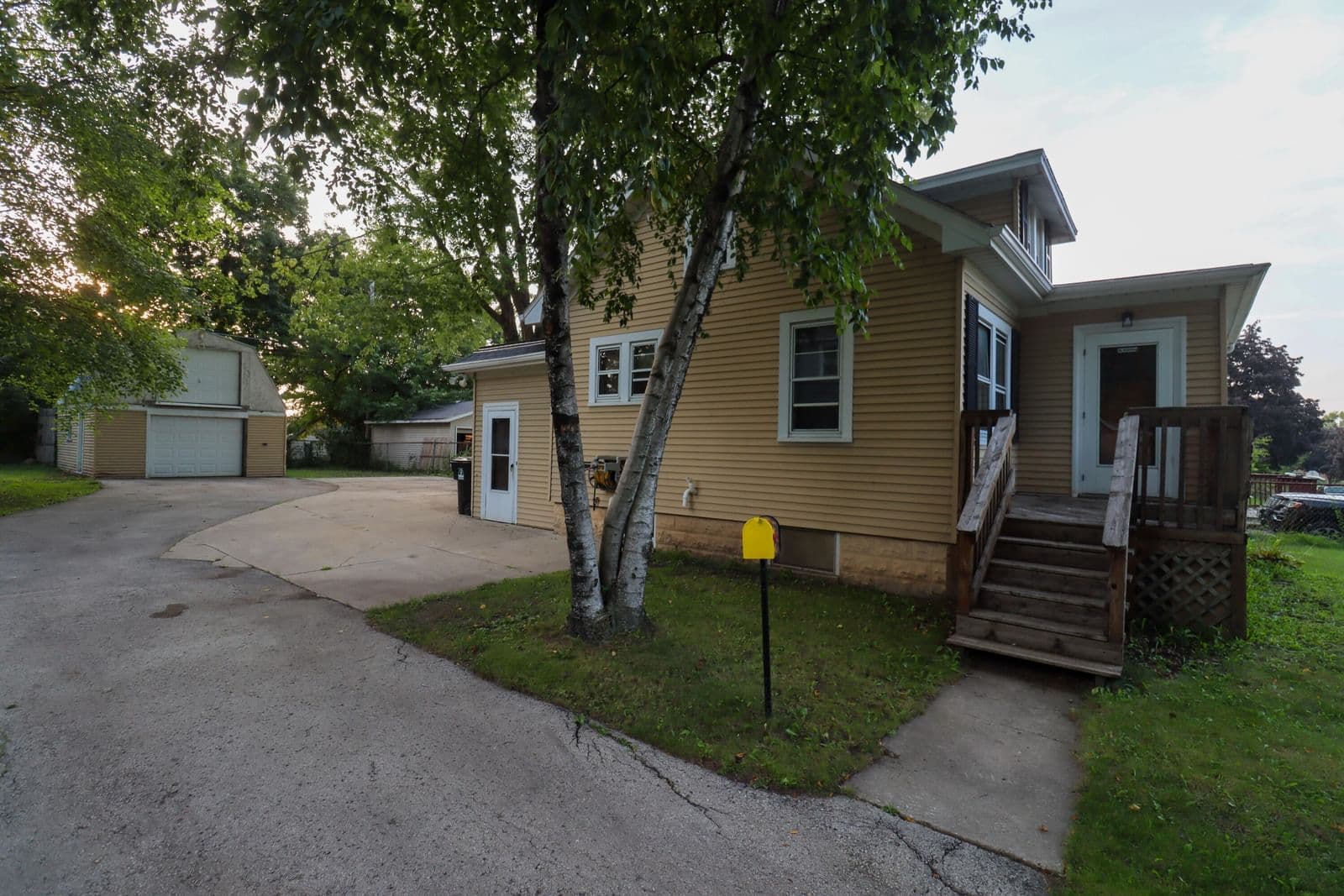 1512 Virginia, Racine, WI