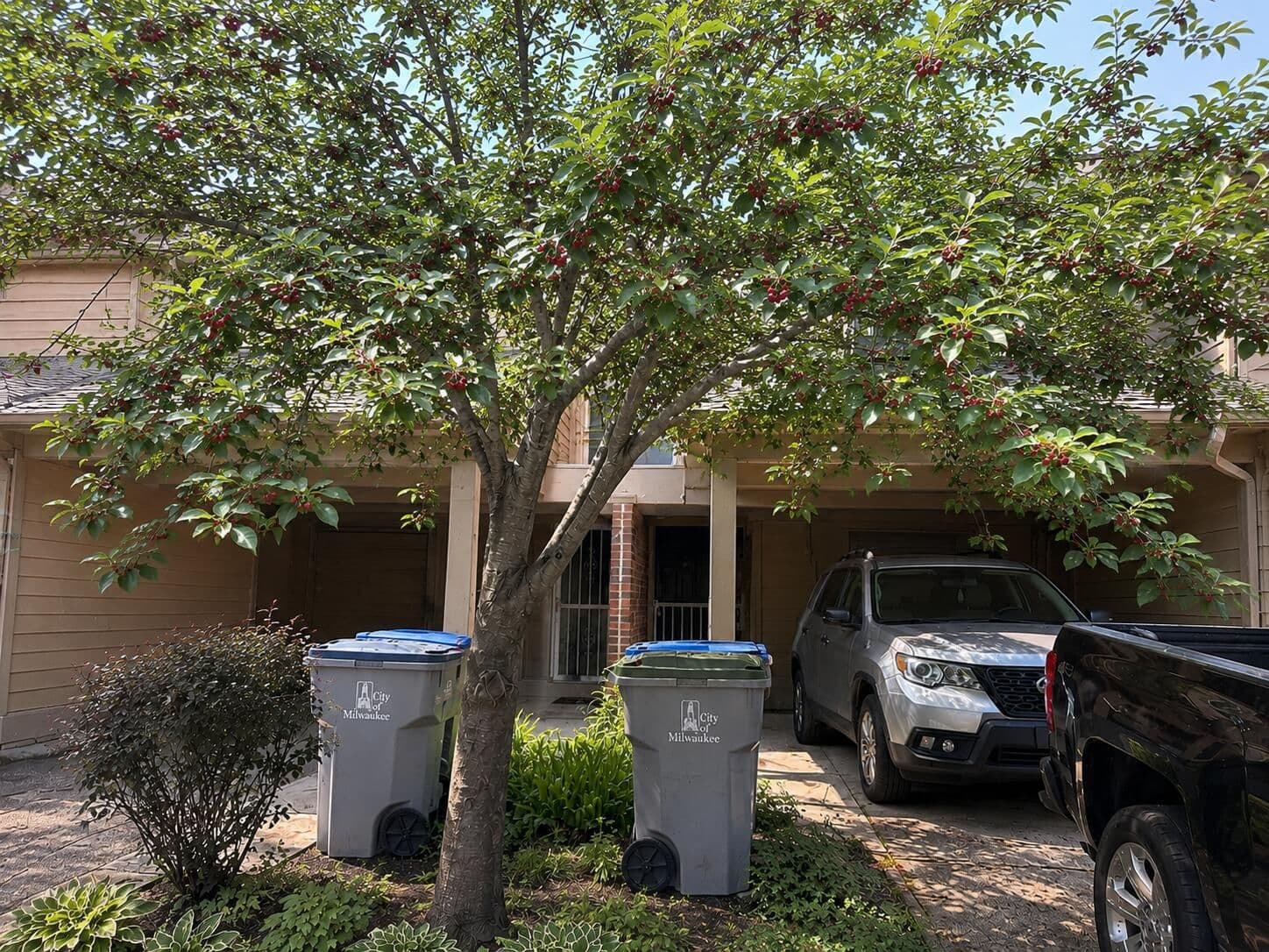 5648 27th, Milwaukee, WI