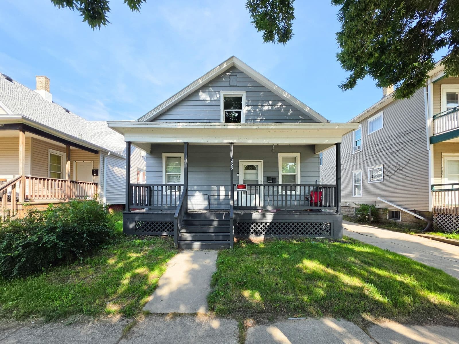1033 Villa, Racine, WI