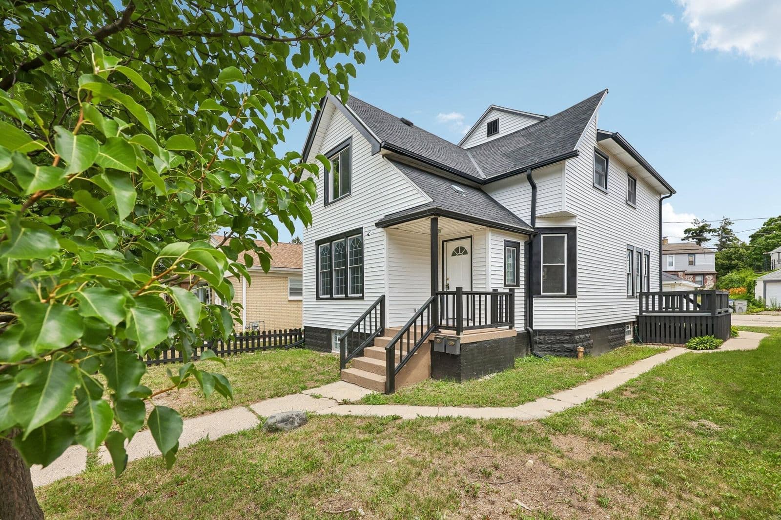 3528 87th, Milwaukee, WI