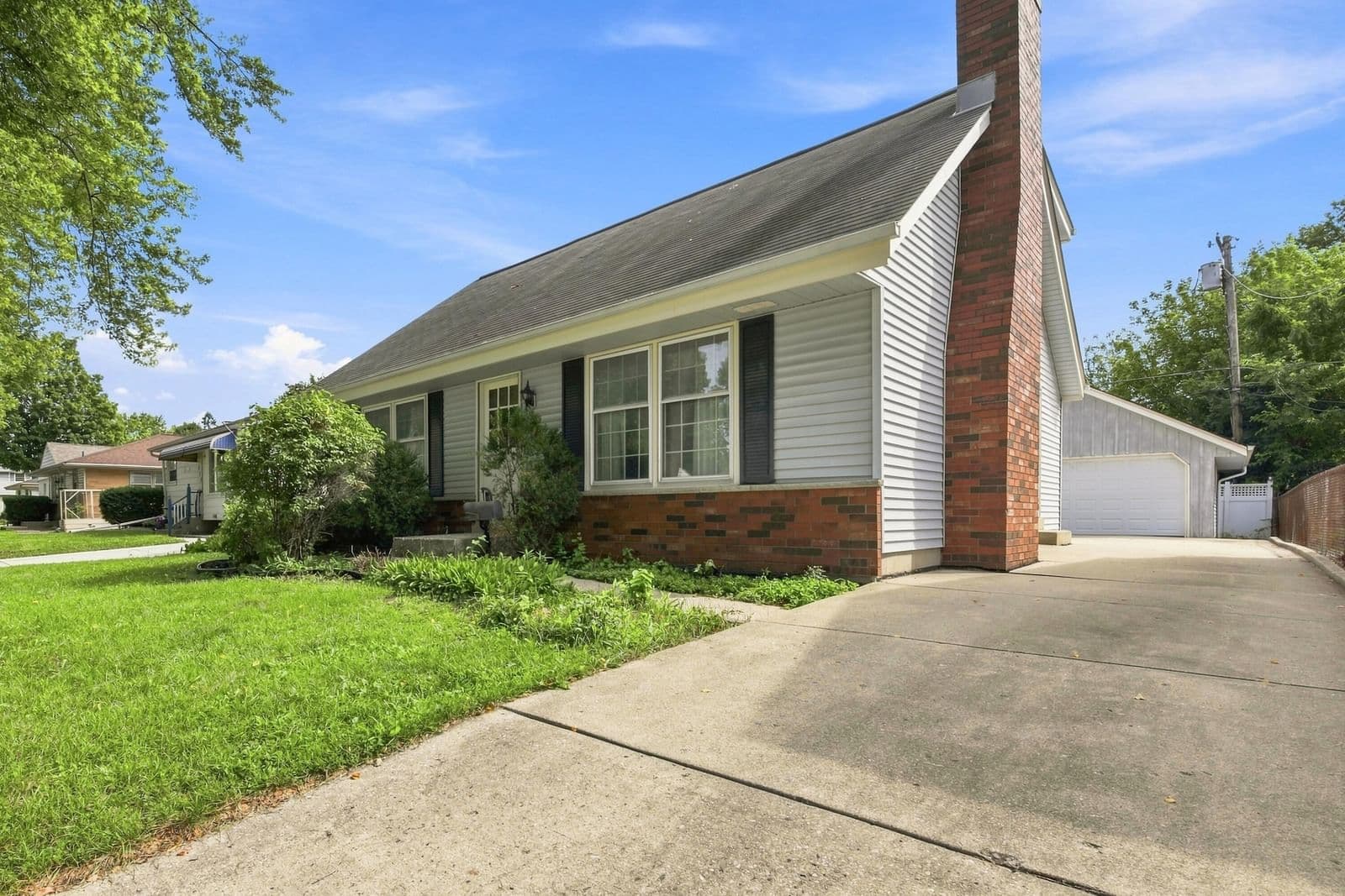 928 111th, West Allis, WI