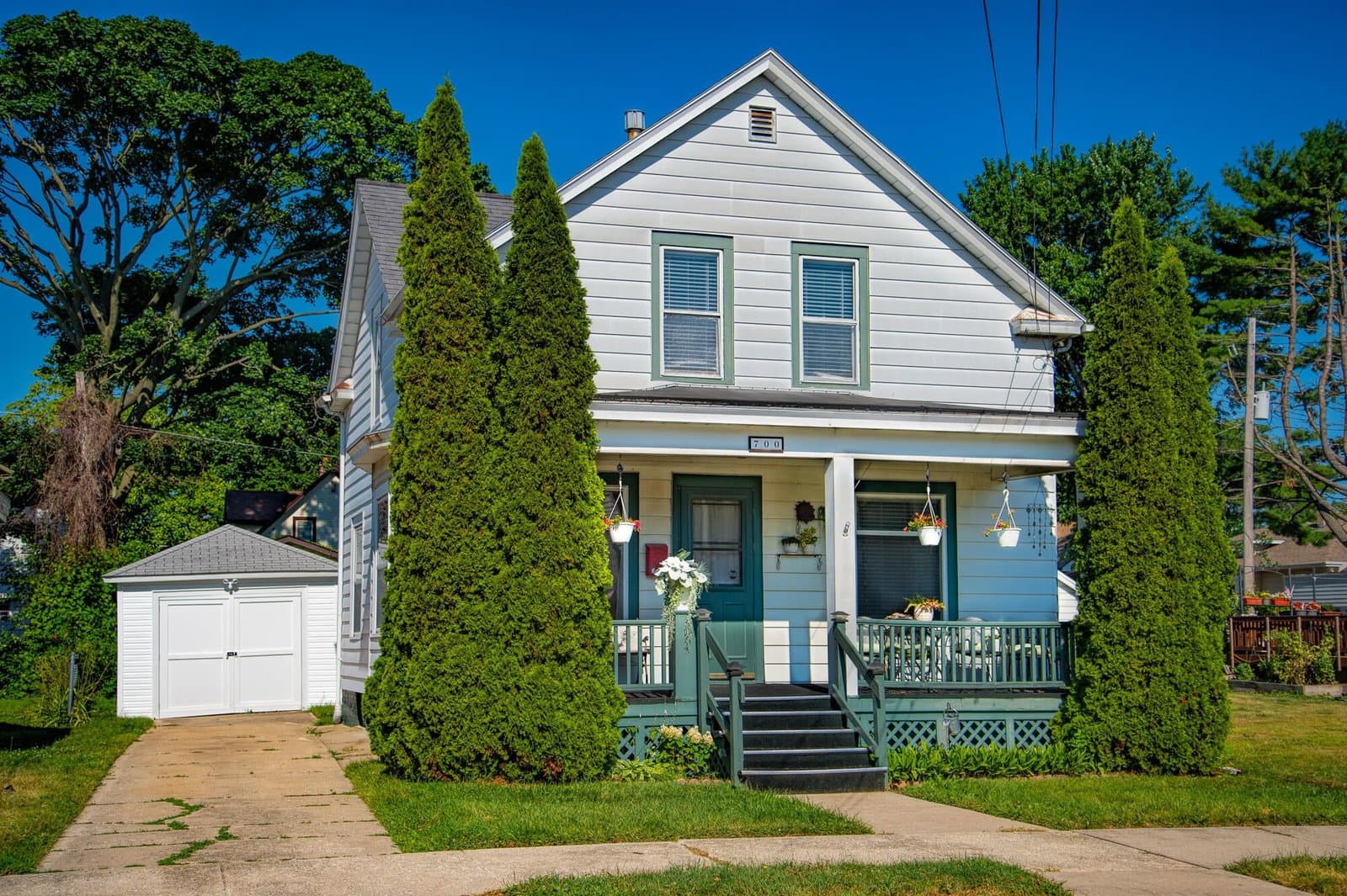 700 Grove, Racine, WI