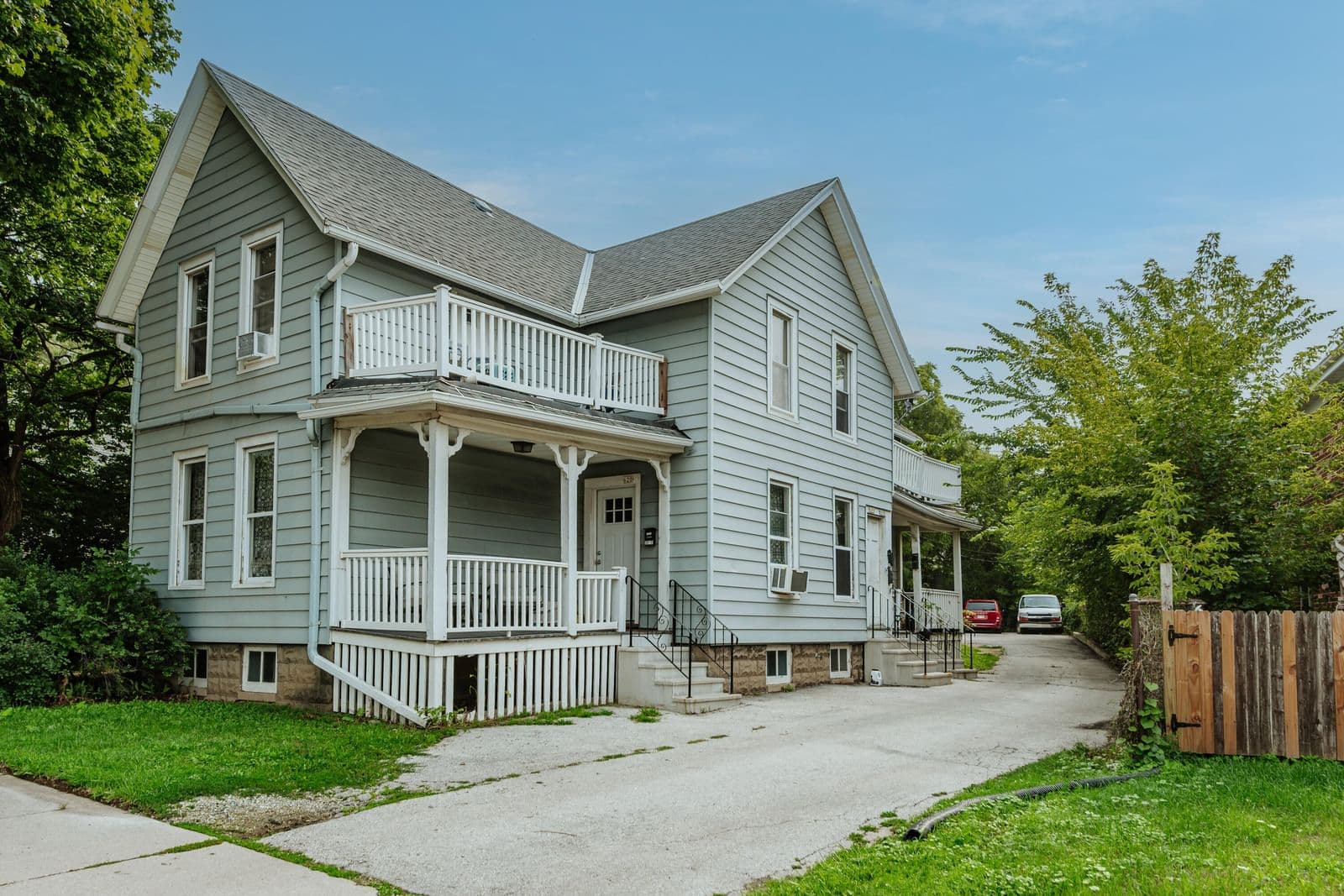 618-620 Hawley, Milwaukee, WI