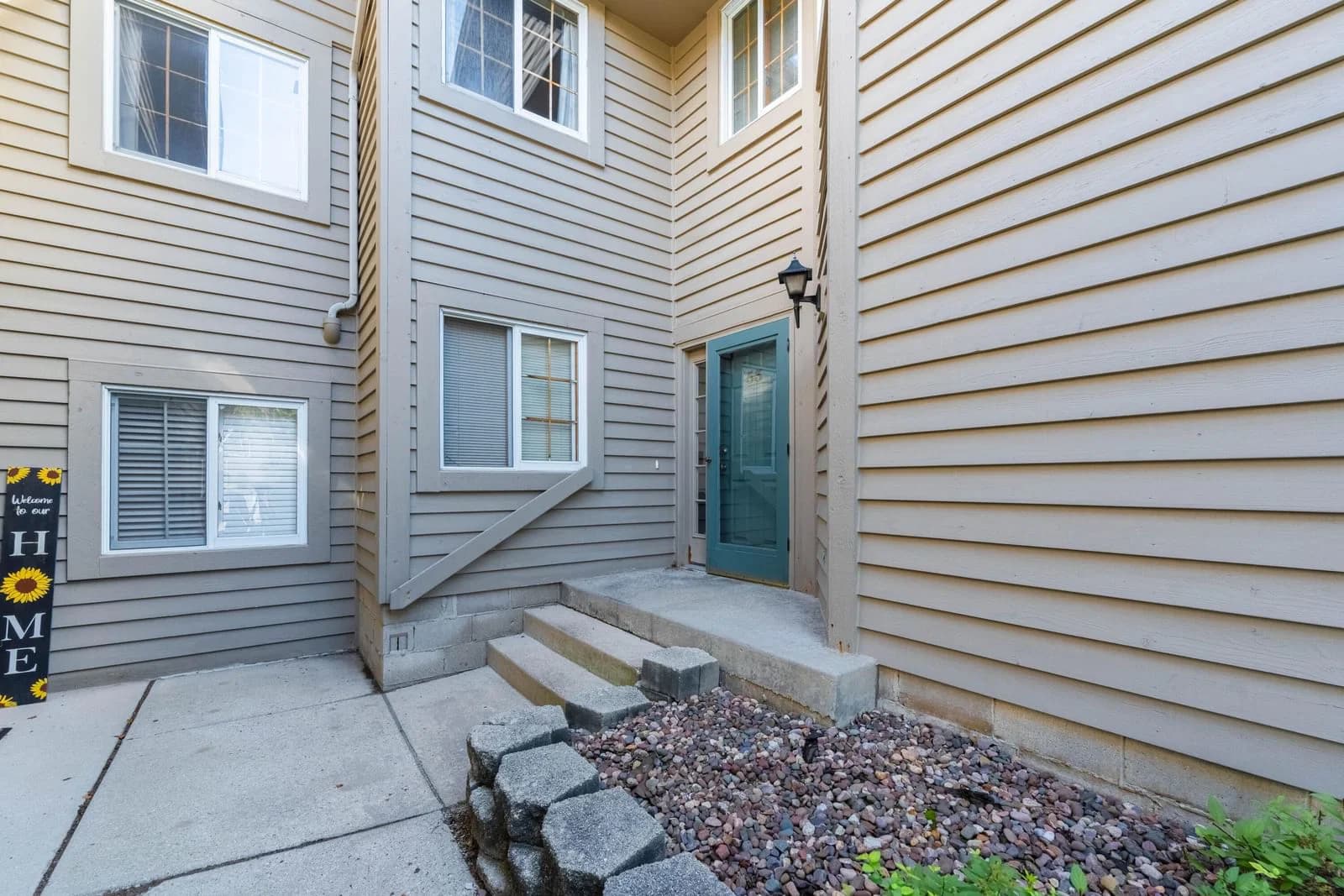 18600 Brookfield Lake