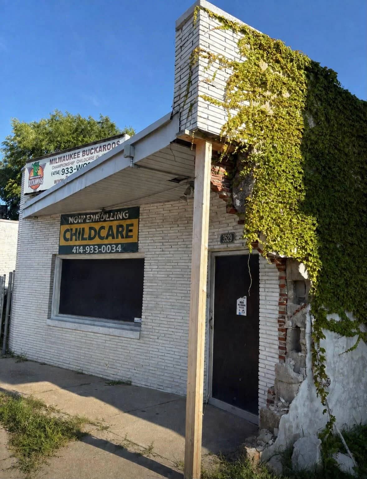 3529 Vliet, Milwaukee, WI