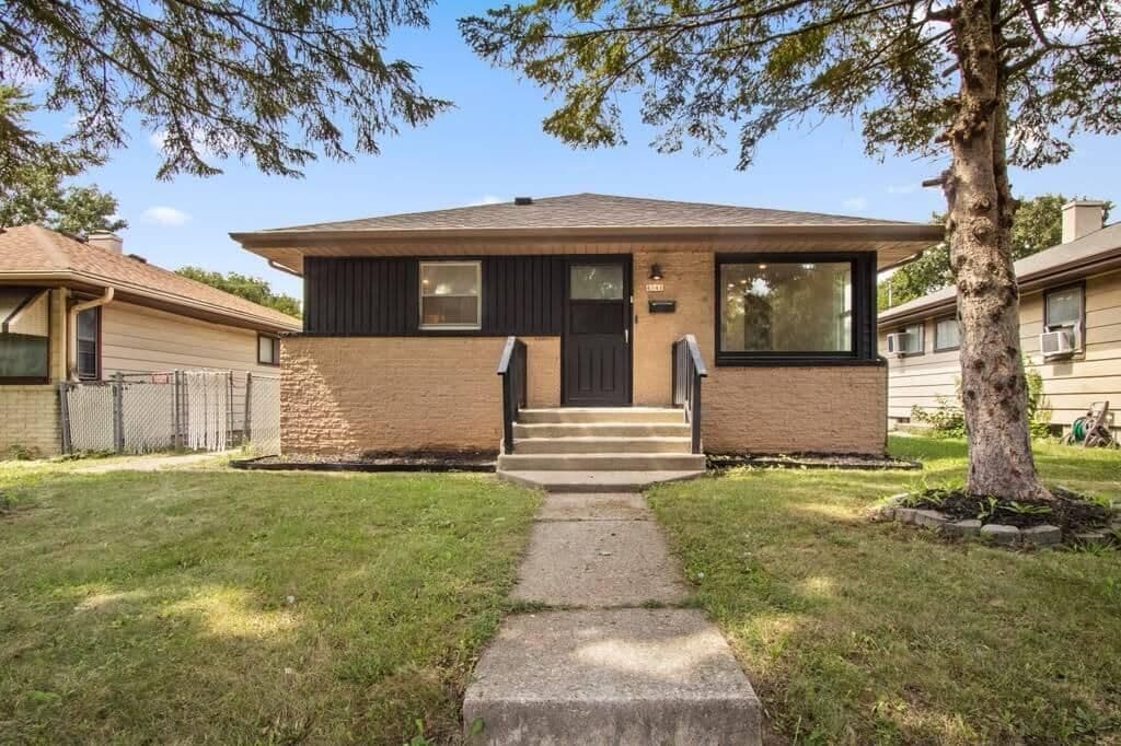 4941 Sherman, Milwaukee, WI
