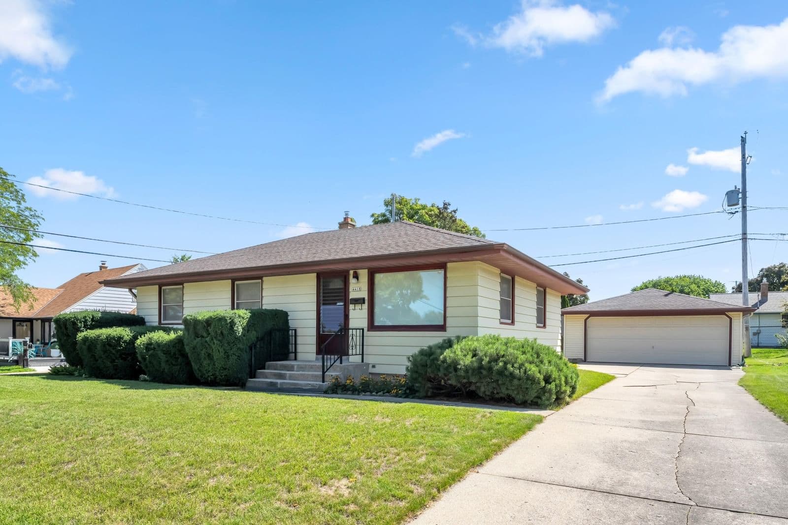 4418 Kentucky, Milwaukee, WI