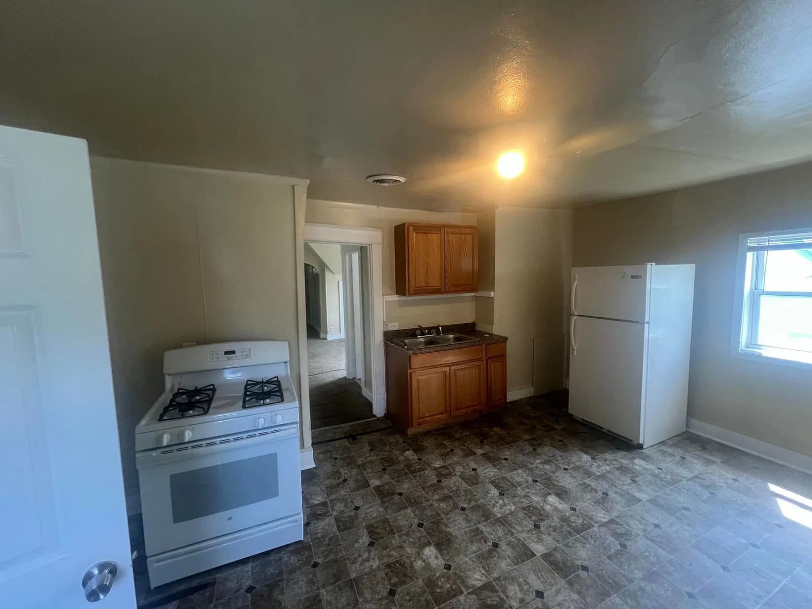 2555A 16th, Milwaukee, AZ