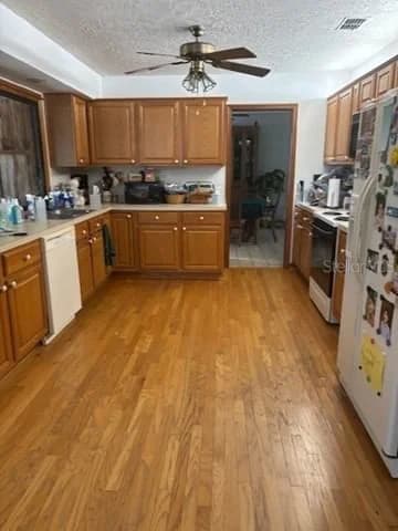 Photo 4 of 1212 CANDLEWOOD