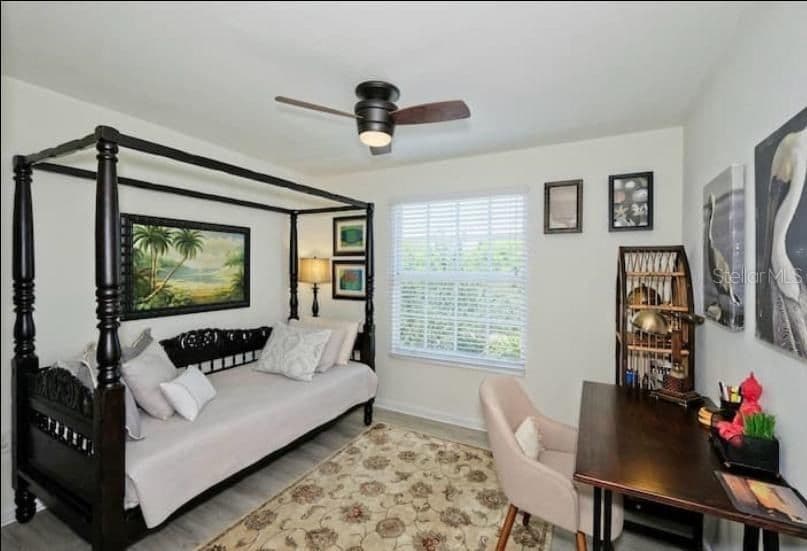 Photo 4 of 4105 RESIDENCE