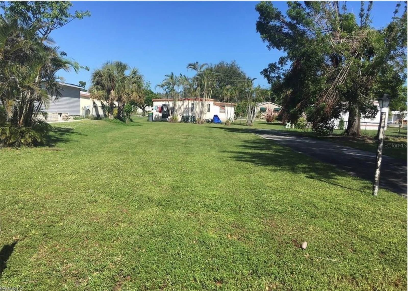 171 PINE KEY