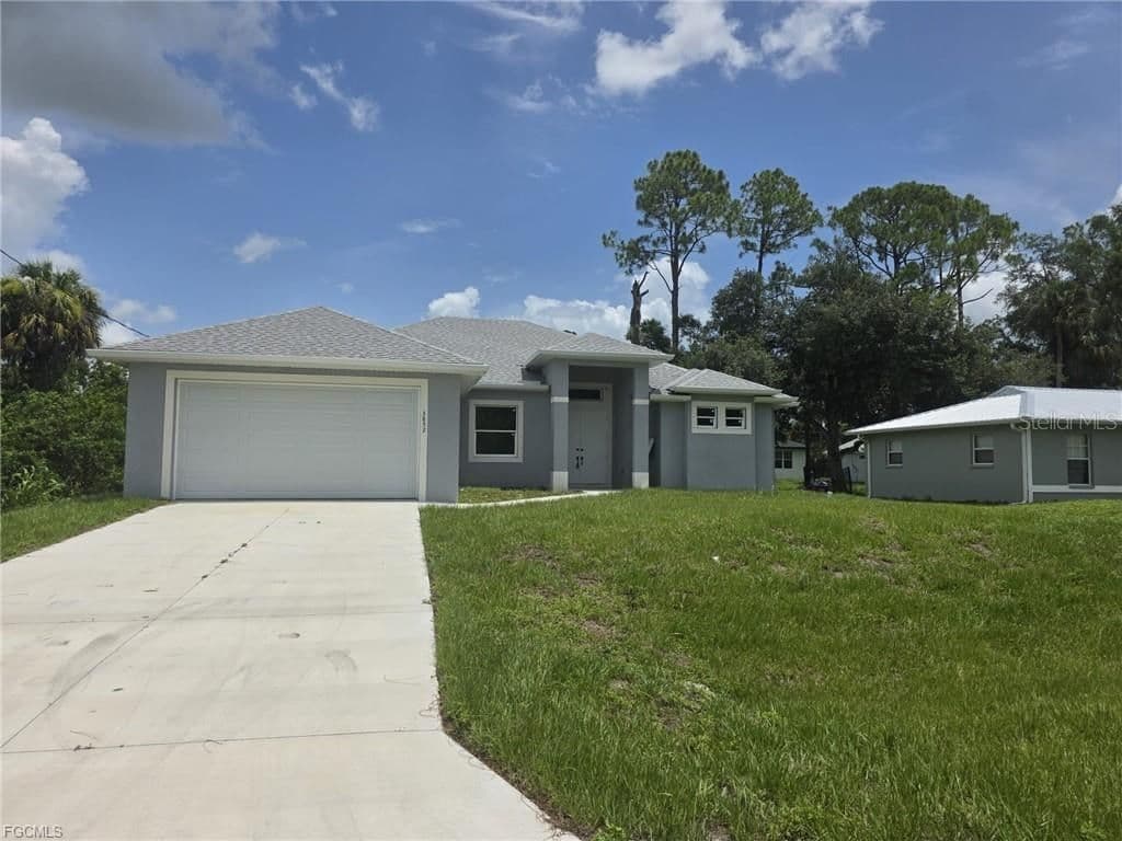 3852 HOPEVALE