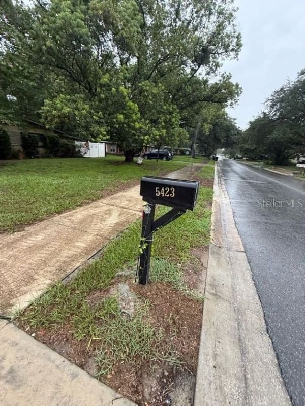 5423 ASHMEADE