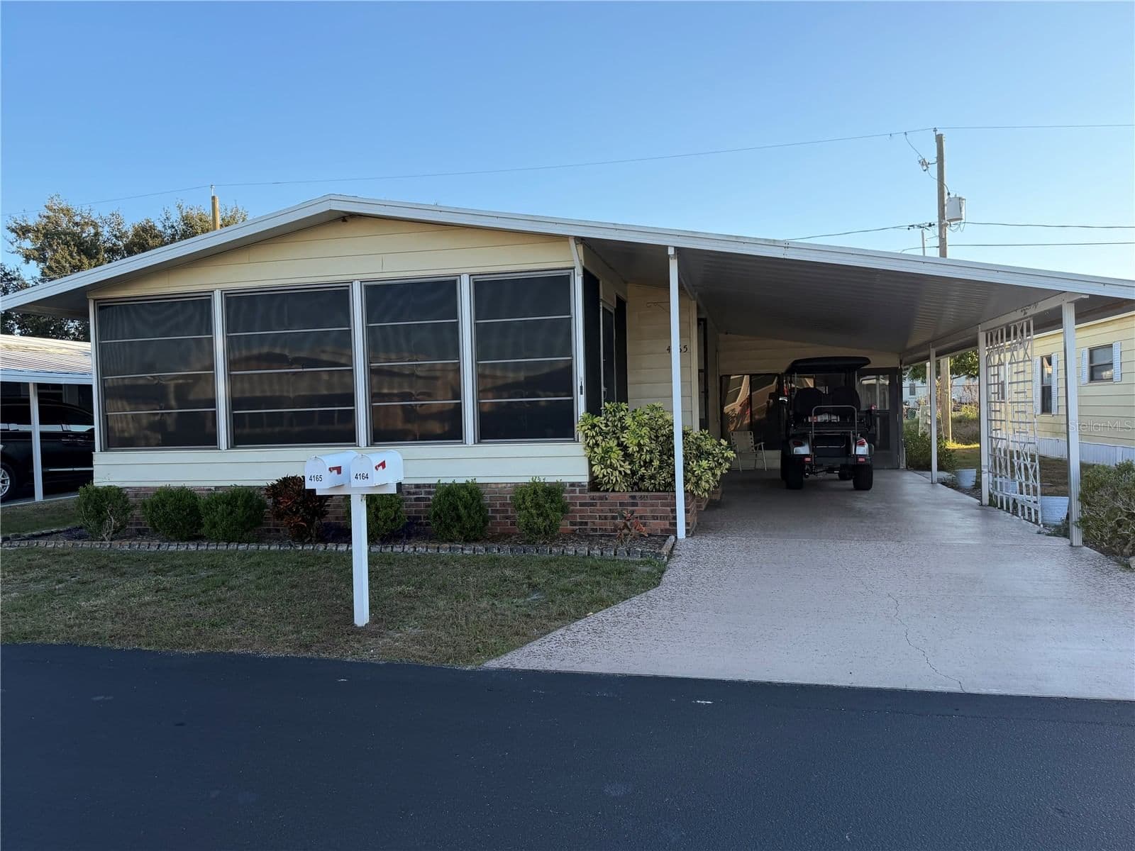 4165 ROLLING OAKS