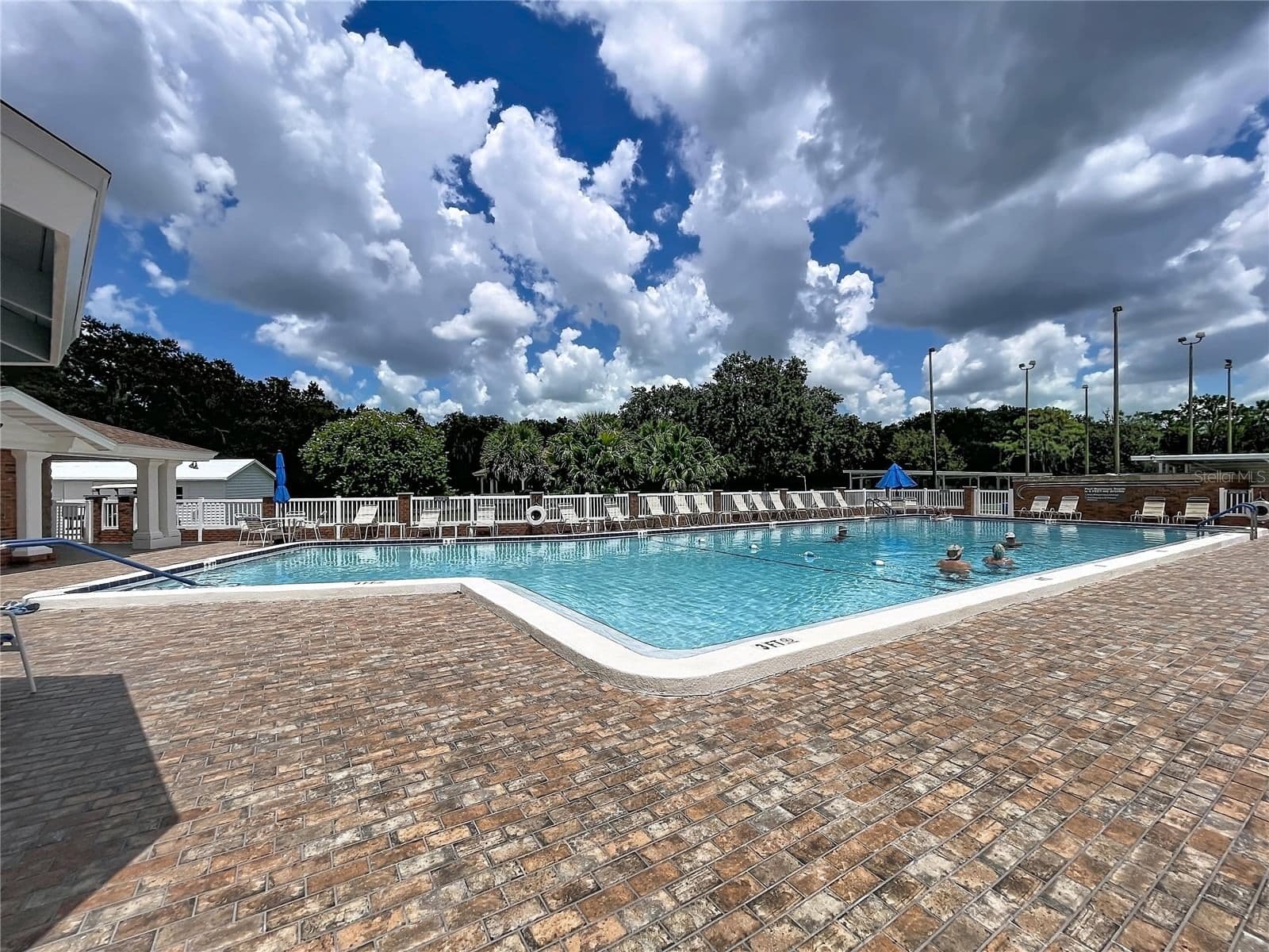 4983 PLEASANT HOLLOW