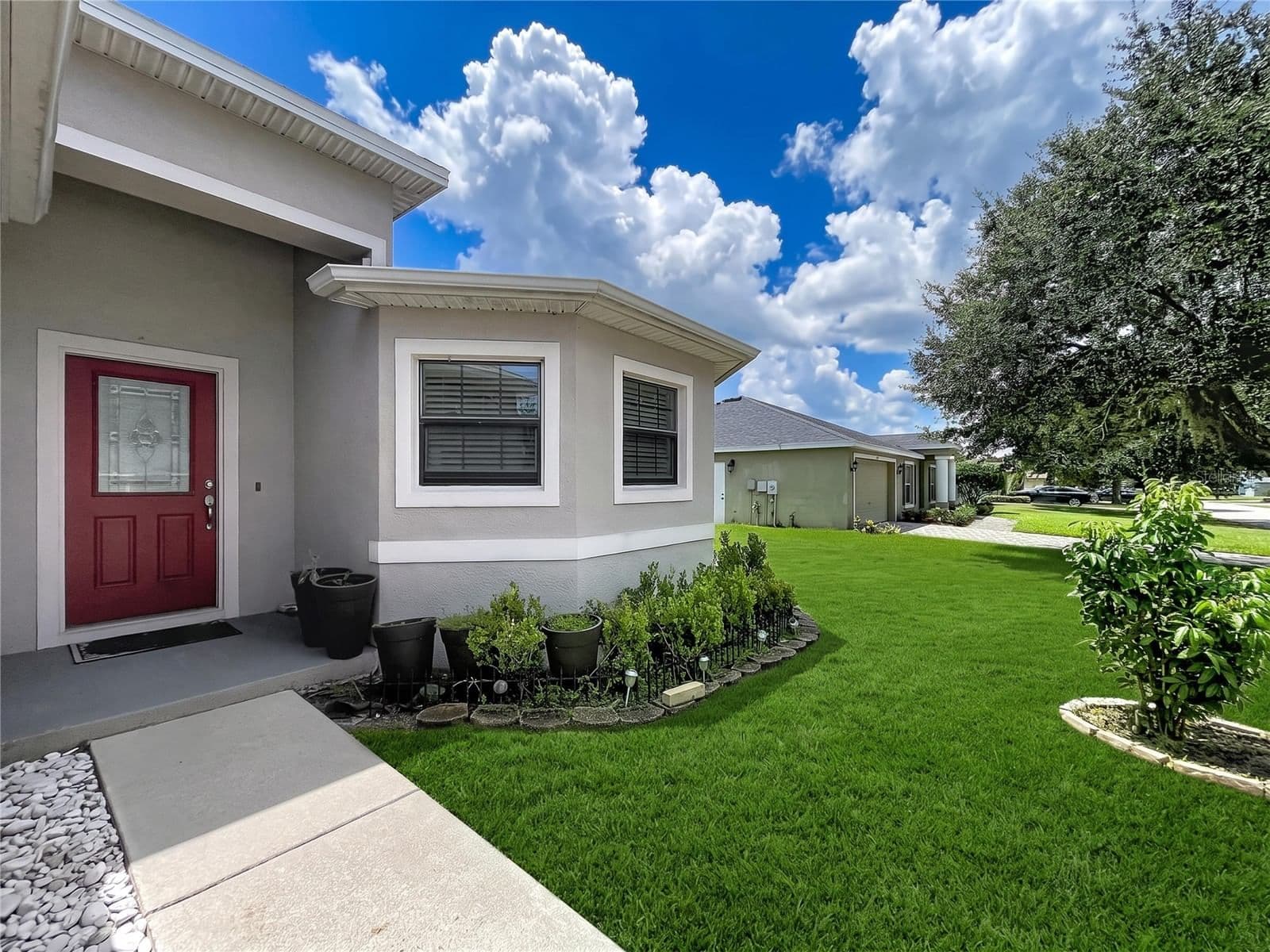 Photo 4 of 418 MAJESTIC GARDENS BLVD