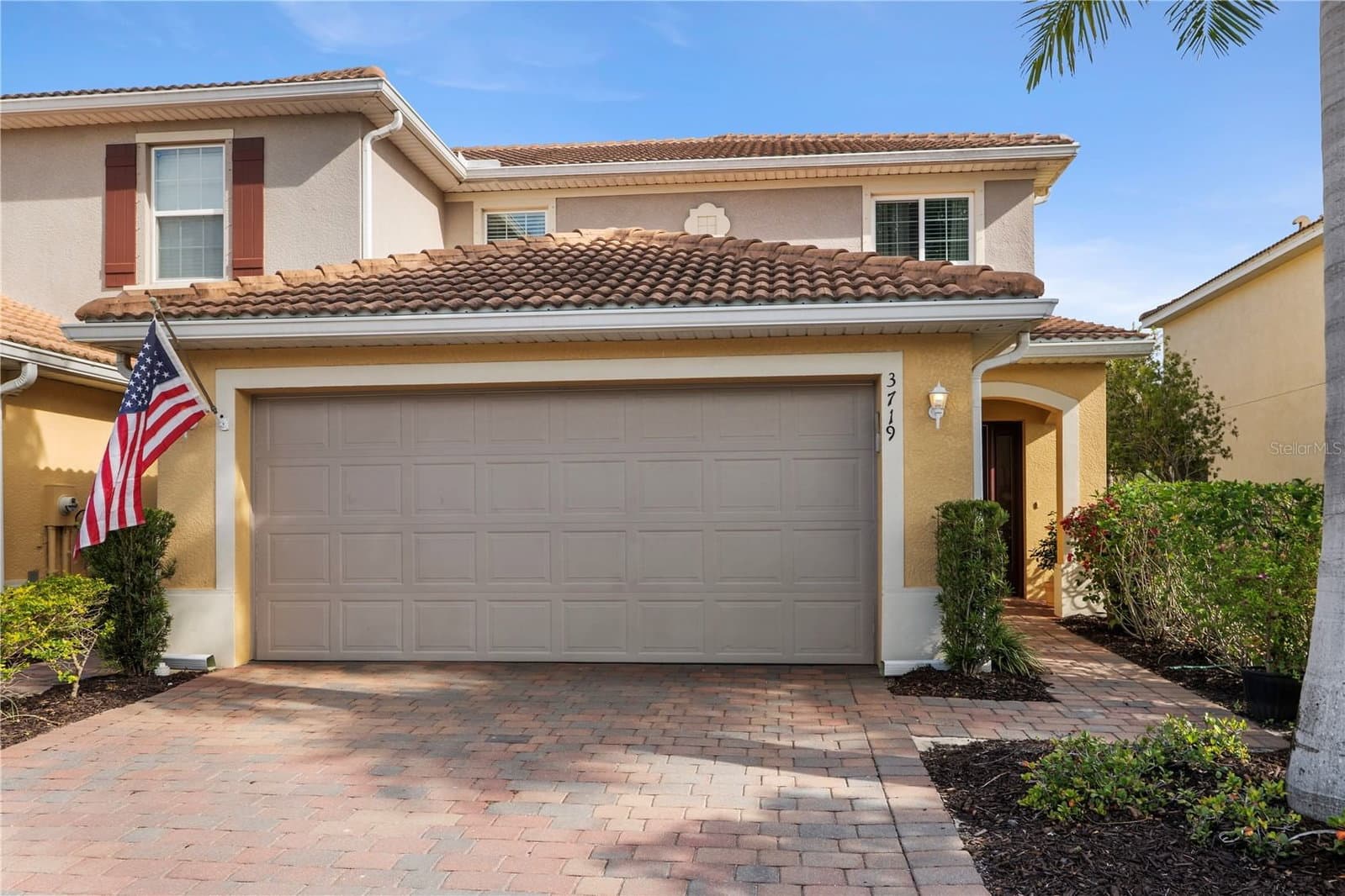 3719 CROFTON
