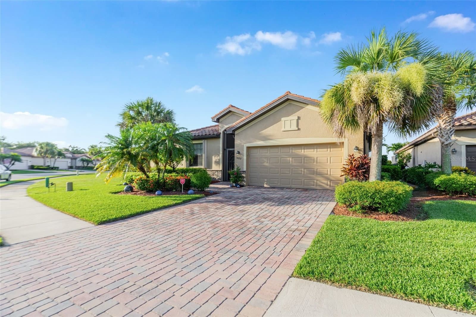3652 TREASURE COVE