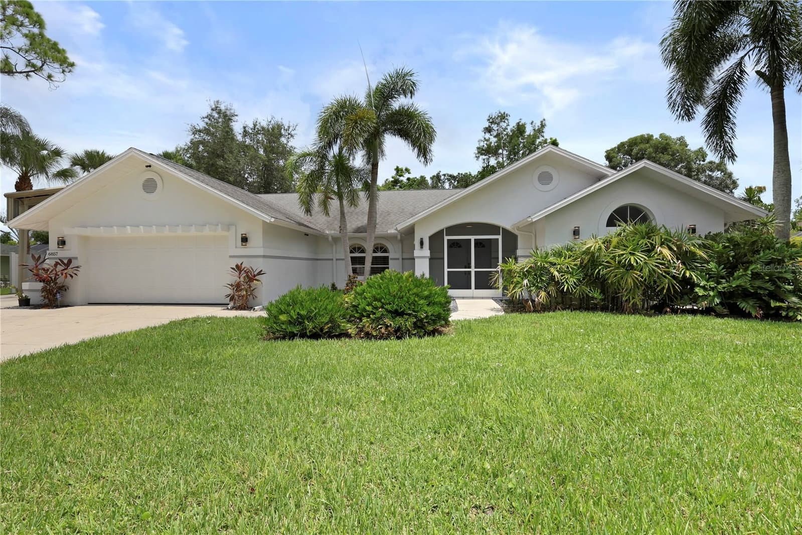 6857 IDLEWILD, Fort Myers, FL
