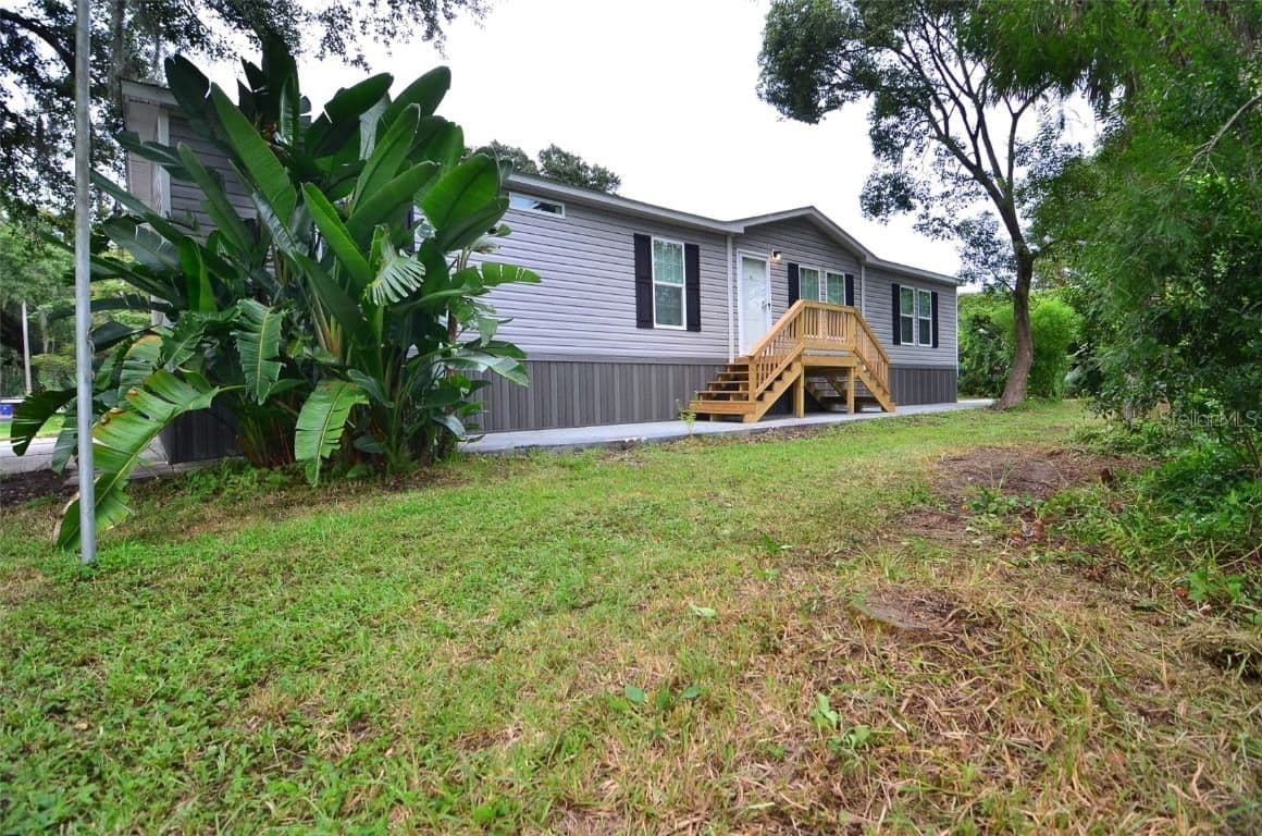 515 TWIN LAKES