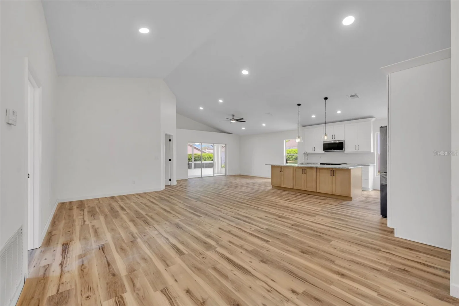 3635 KINGSWOOD