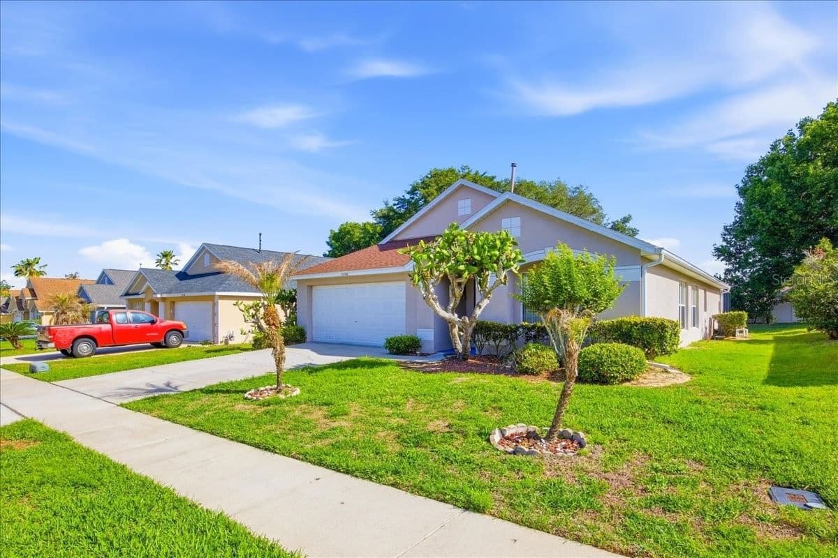 15702 BAY VISTA