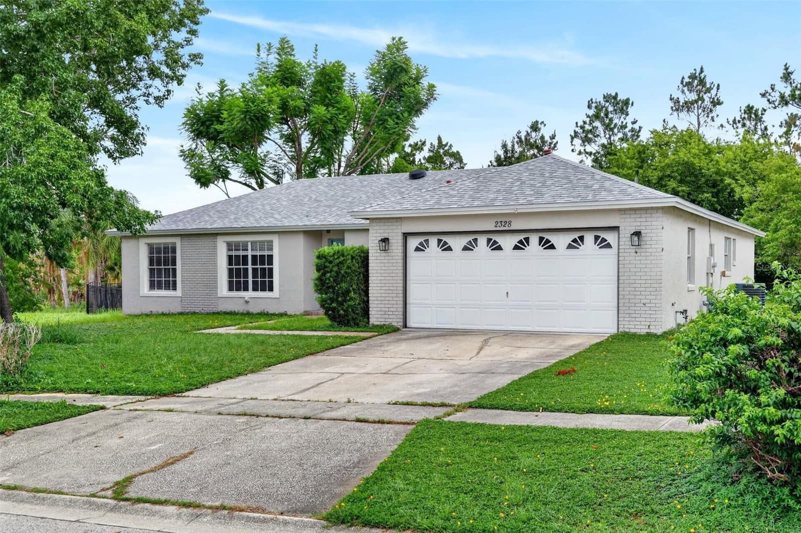 2328 CLEMENTINE